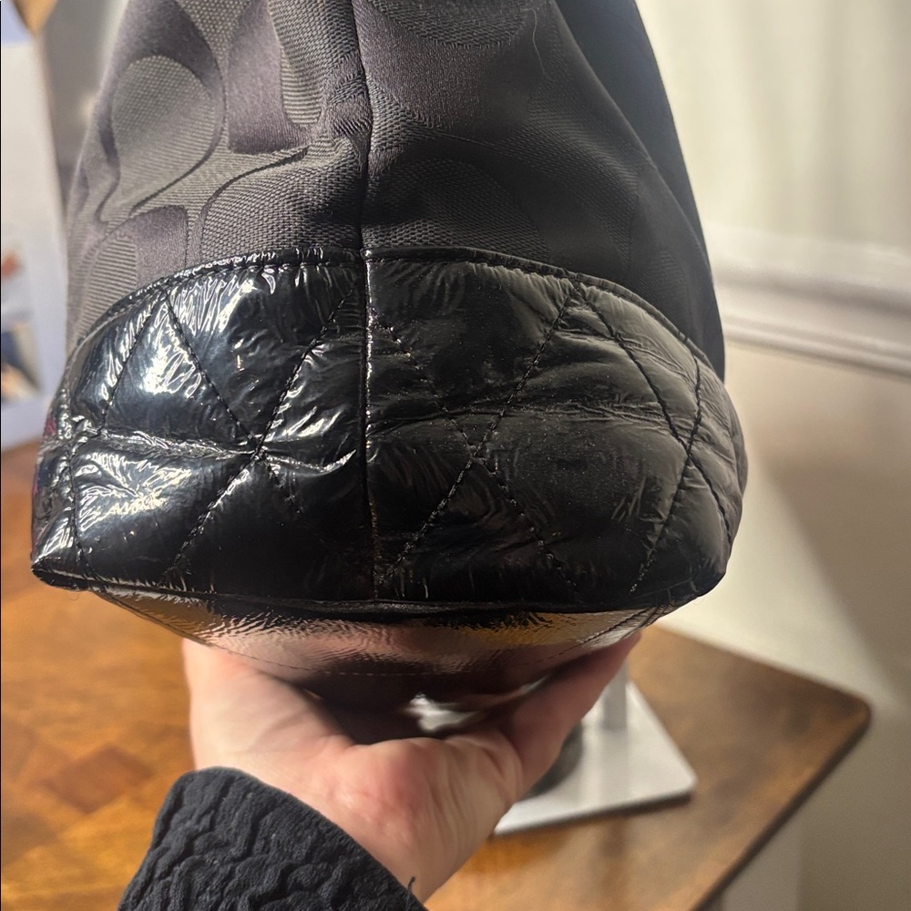 COACH POPPY Signature quilted tote bag (EUC) - Picture 6 of 14